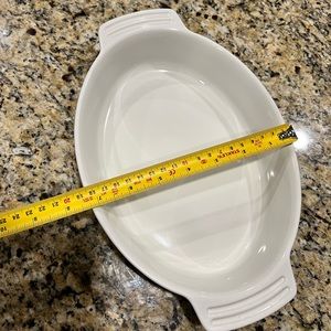 Le Creuset oval bake dish in white color